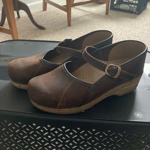 Women’s Dansko clogs Mary Jane size 38 brown
